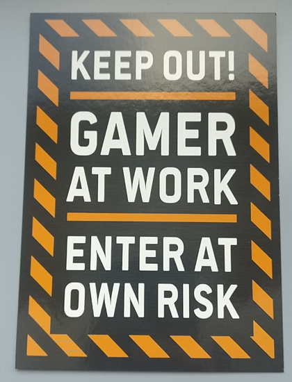 Postkarte "Gamer at Work"